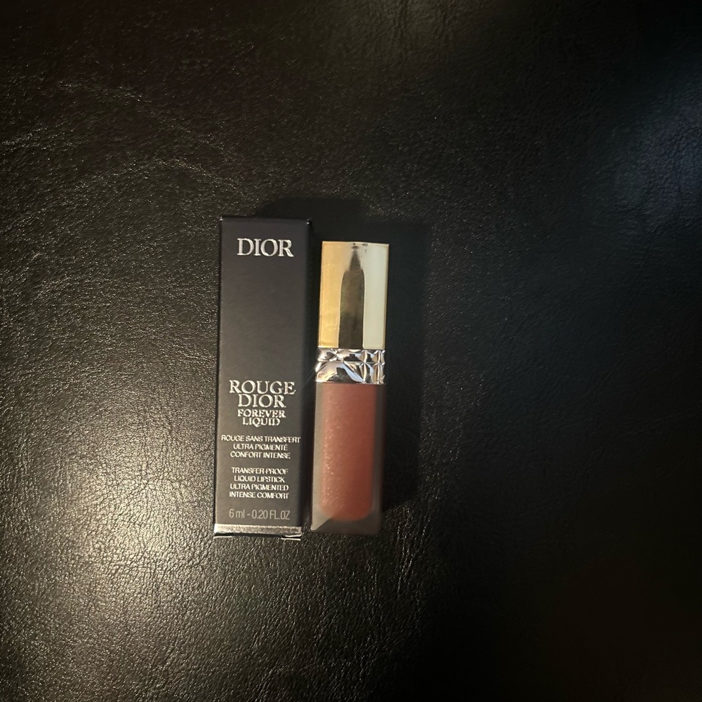 Rouge dior forever liquid sequin limited holiday edition 843 divine